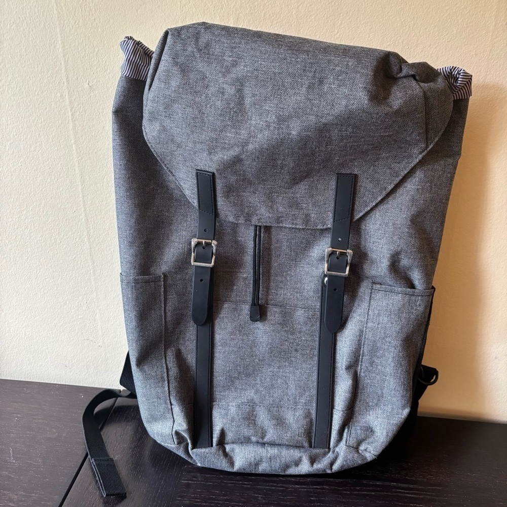 Ashbury by Spector Laptop Nomad Grey Black Backpack NWT